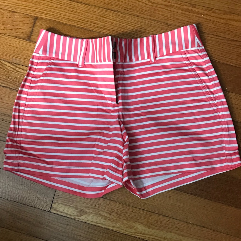 Vineyard Vines striped shorts size 0